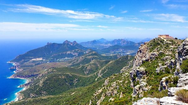 Incontournable traversée Corse : paysages, culture et délices